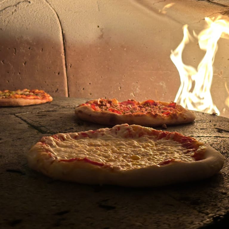 Crafted Pizza & Comfort Favorites