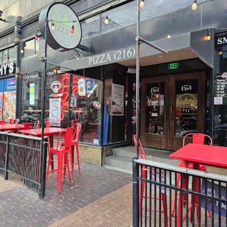 Serving Fresh Pizza & Comfort Daily in Cleveland